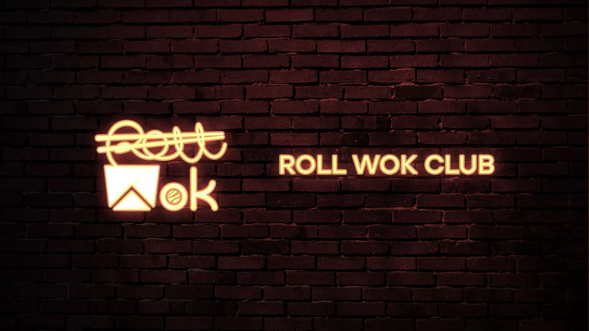 Разработка логотипа суши-бара «Roll Wok Club» в Мценске